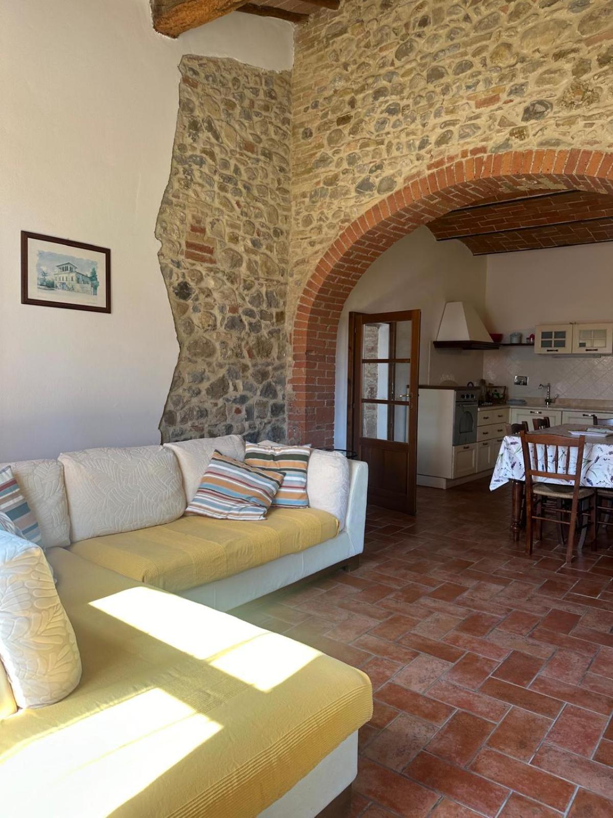 Agriturismo La Peschiera Casole dʼElsa Exterior foto
