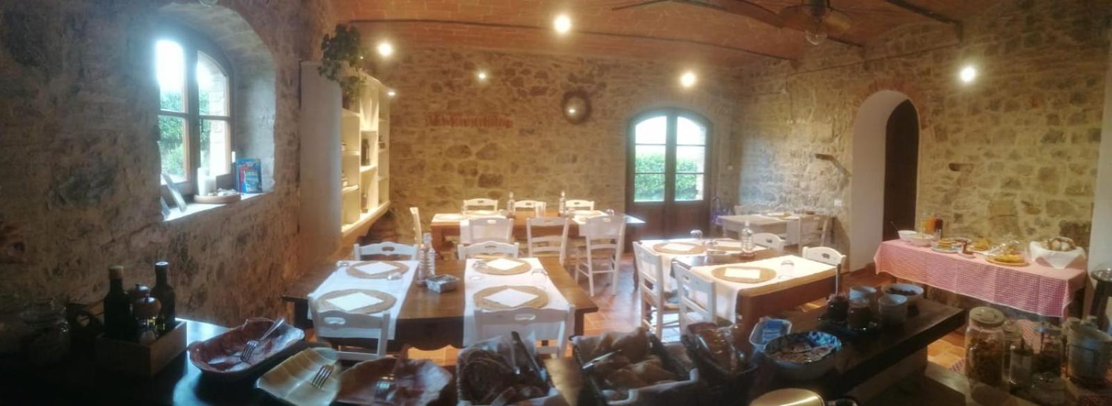 Agriturismo La Peschiera Casole dʼElsa Exterior foto